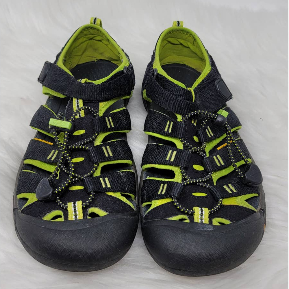 Keen Waterproof Black Yellow Hiking Walking Athletic Women's Sandal's Sz 5